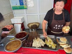 -老鼓楼麻辣烫夹馍