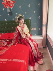 -莫小姐婚纱
