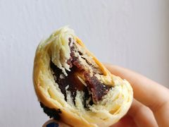 豆沙蛋黄酥-甜嘟嘟烘焙坊(舒城路店)