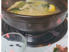 -烹然四季椰子鸡火锅(团结湖总店)