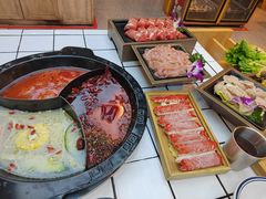 -卤校长重庆老火锅(南岗万达店)