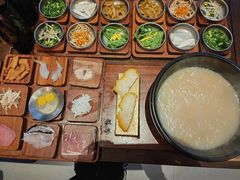 -银米·云南传统过桥米线(双廊黑金冠店)