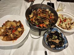 -鄱阳湖·江西小炒·瓦罐煨汤(五道口店)