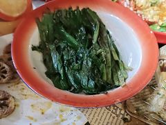 -老街烧烤大排档·地道湖北菜·龙虾馆(汉口火车站店)