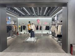 -迪桑特DESCENTE(青岛山东路万象城店)