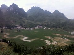 -巴马水晶宫