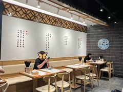 -馋三尺蟹粉小笼(人民广场店)