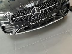 -天津波士信达奔驰4S店(卫津南路店)