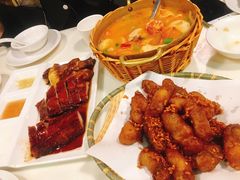 -禄興記香港大排档(歌斐中心店)