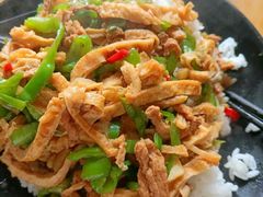 秘制肉丝盖浇饭-面道赞宁海海鲜面(迎凤街店)