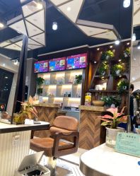 -PE SALON