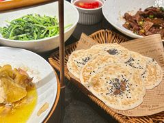 -许爷家·生态湖鲜(徐汇日月光店)