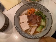 -俏凤凰(美林M·LIVE天地东座店)