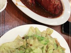 -巷子深菜馆·津门肘子(滨海店)