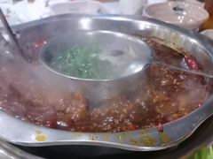 -九尺赵老四鲜鹅肠火锅