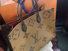 -LV路易威登(时代广场店)