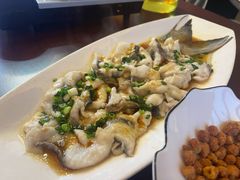 -魏铭鱼头捞饭(晋阳路店)