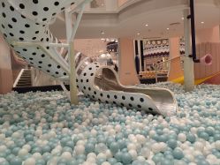 -奈尔宝家庭中心·亲子餐厅(鄞州万达店)