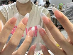 -瞧·享轻奢美甲美睫