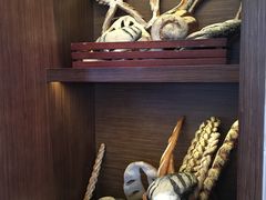 早餐厅装饰角落。-舟山希尔顿酒店