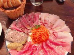 -羽深肉铺 Steak & Wine