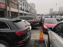 -上海轻纺市场-停车场