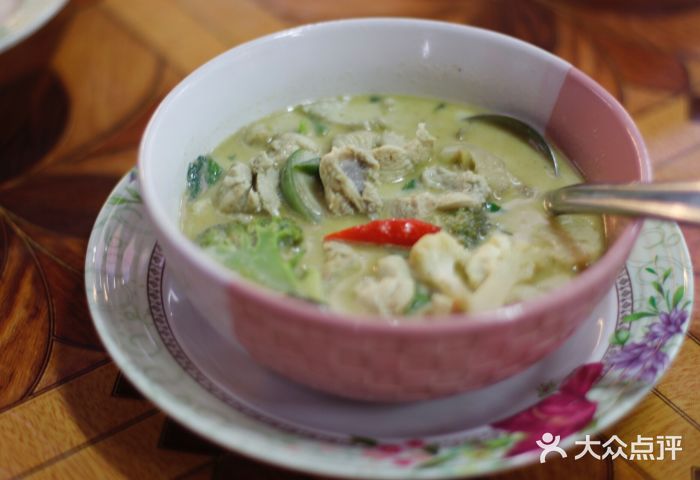 陳妈妈泰国菜绿咖喱鸡图片