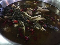特色酸菜竹笋鸡-符缸酸菜鸡(华阳店)