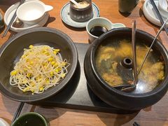 -云海肴·汽锅鸡·云南菜(天山百盛优客店)