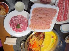 -小天鹅火锅·一线江景洪鼎旗舰店(洪崖洞店)