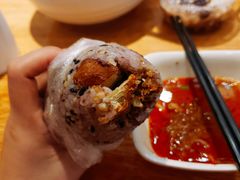 早点的蒸饭包油条-芳婆糕团店(王府大街店)