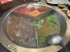 -廖掌柜·重庆鲜货火锅(上海首店)