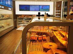 面包甜点陈列柜-好利来(熙地港店)