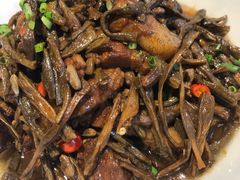 干豆角烧肉-邻家小馆(银都店)