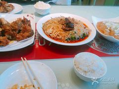 -吴记酱骨炖菜馆(西大直街店)