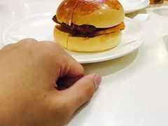 -香港新发烧腊茶餐厅(水围店)