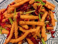干煸藕丝-霄汉牛三鲜湖北砂锅菜(万松园2店)