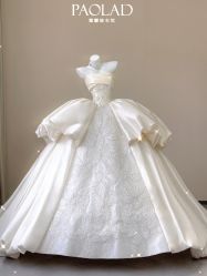 -南京宝娜嫁衣婚纱礼服馆(中央路店)