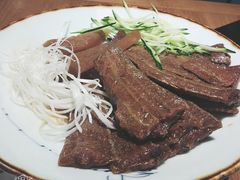 娄府酥骨带鱼-娄三少春饼·烤鸭(合生汇购物中心店)