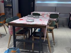 -老班长·小龙虾·鲜货烧烤大排档(金街美地店)