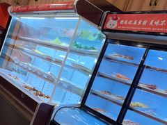-哈尔滨小酒馆·鲜肉现穿自助烧烤(康新花园店)