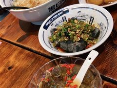 -黑白电视长沙小吃(美林M·LIVE天地东座店)