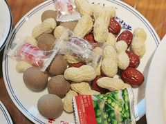 -那家老院子东北菜·饺子·小鸡炖蘑菇(艳华街店)