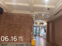 -潮一不贰·法式甜品·生日蛋糕·西式简餐(外滩店)