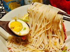 -粉八·云南米线·建水烧烤(常熟路店)