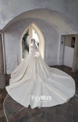 -予白婚纱礼服馆