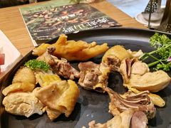 -一朵菌·野生菌探索家火锅(南亚店)