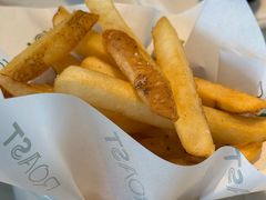 -ROAST coffee & eatery