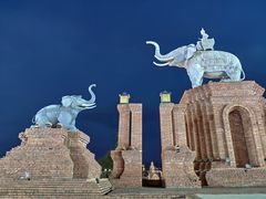 -东南亚风情赶摆街夜市