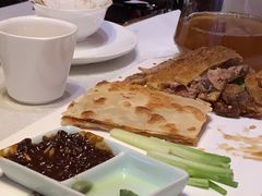 -大碗居·烤鸭·鱼头泡饼(天坛东门店)